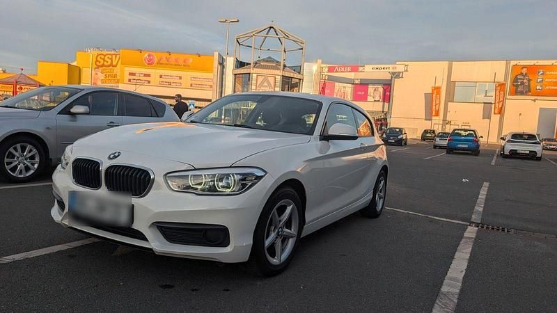 Gebraucht BMW 116 Efficient Dynamics 116 PS (85 kW) 2017 Weiß Kleinwagen
