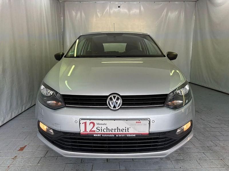 Gebraucht VW Polo 60 PS (44 kW) 2015 Silber Kleinwagen