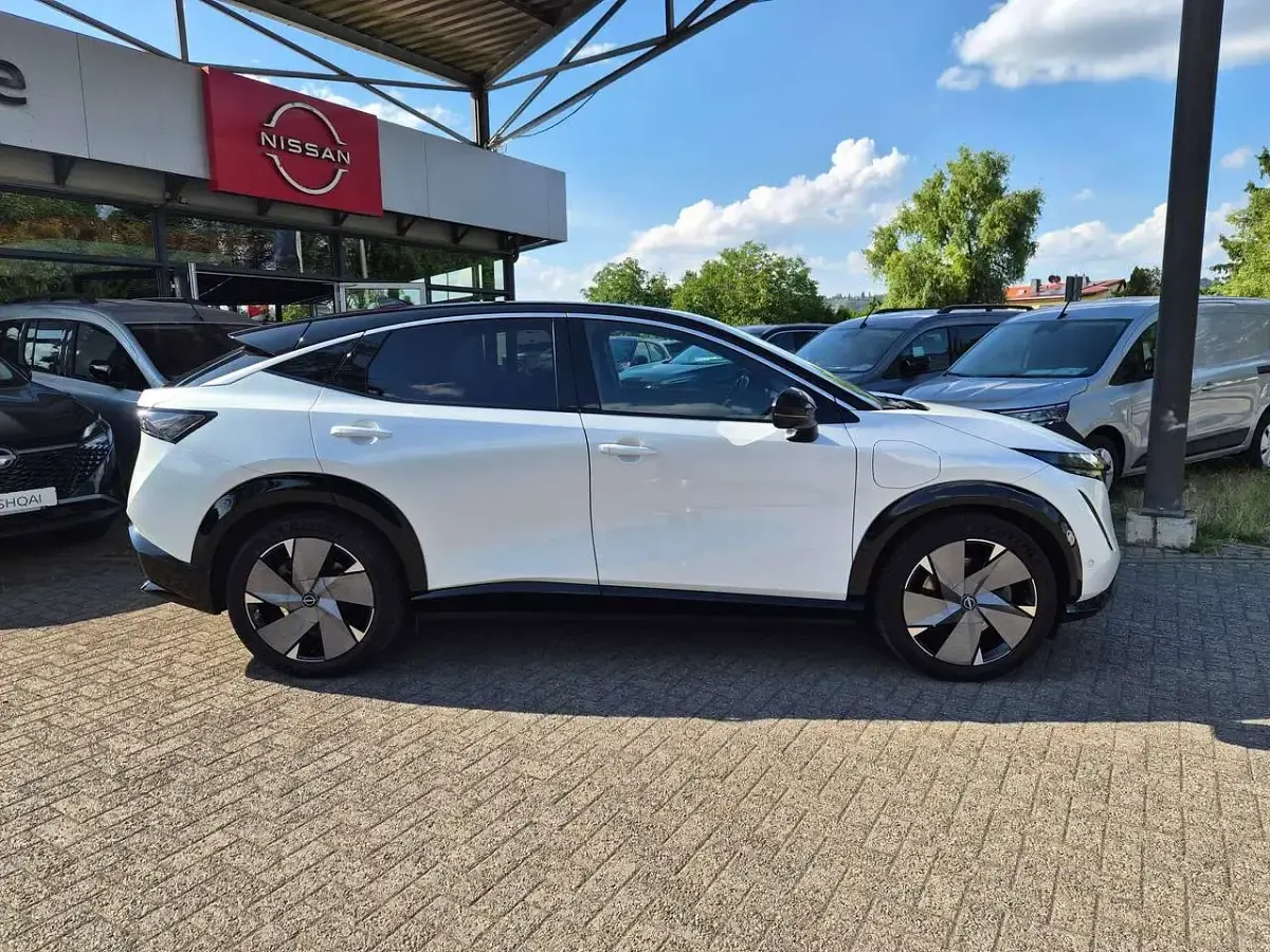 Gebraucht Nissan Ariya Evolve 177 kW (242 PS) 2022 Weiß SUV