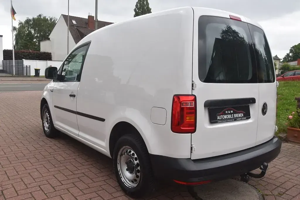 Gebraucht VW Caddy 75 PS (55 kW) 2019 Weiß Van / Kleinbus