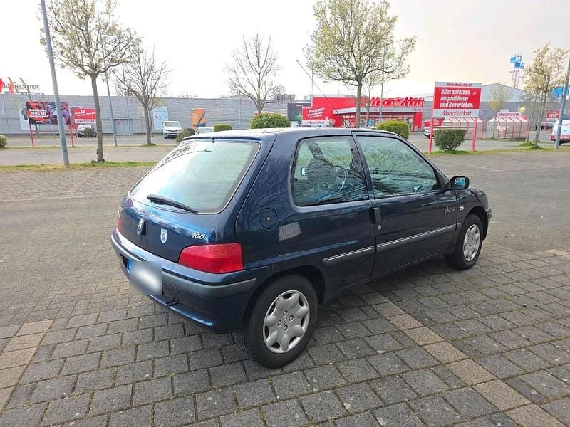 Gebraucht Peugeot 106 60 PS (44 kW) 2003 Blau Kleinwagen