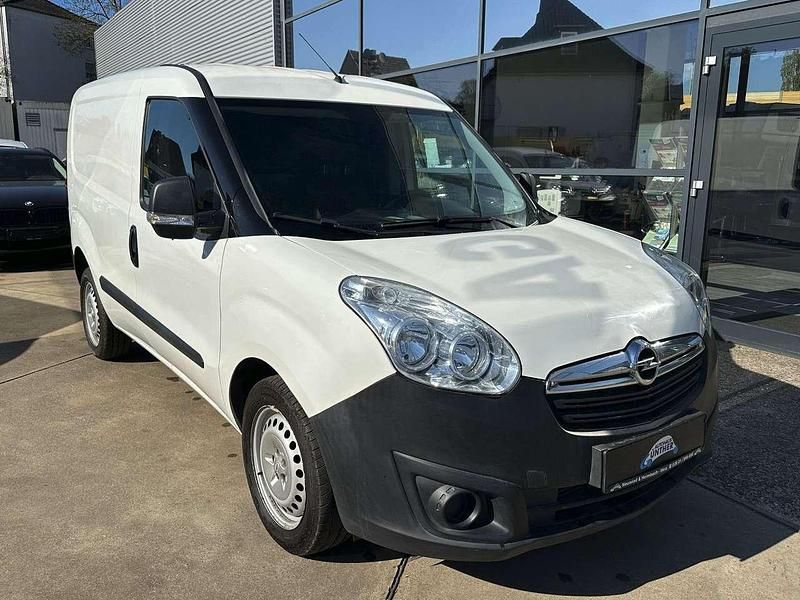 Usata Opel Combo 120 CV (88 kW) 2018 Bianco Monovolume