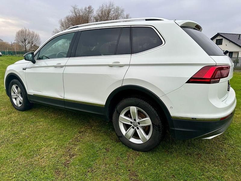 Gebraucht VW Tiguan Allspace Highline 190 PS (139 kW) 2019 Weiß SUV