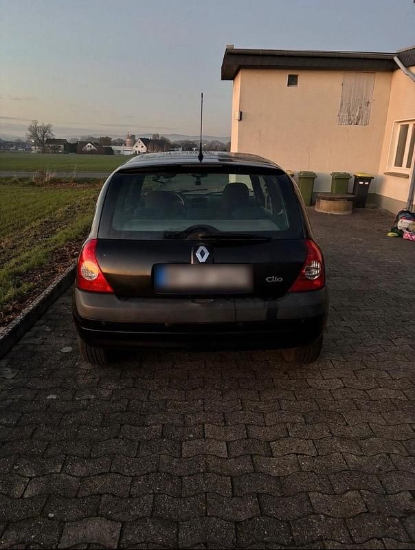 Gebraucht Renault Clio II 75 PS (55 kW) 2005 Schwarz Kleinwagen