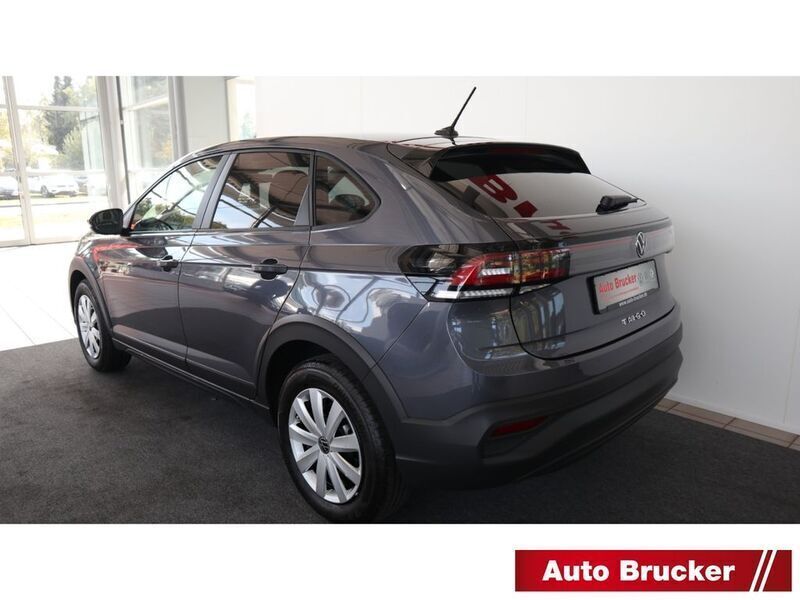 Gebraucht VW Taigo Basis 95 PS (69 kW) 2022 Grau metallic SUV