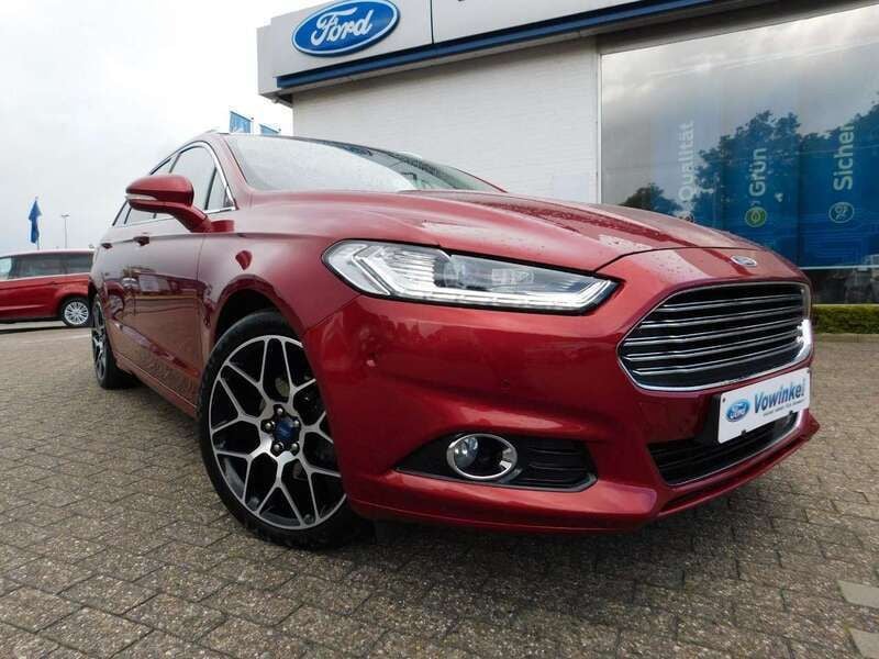 Rubyrot (metallic) Gebraucht 2016 Ford Mondeo Titanium Kombi | 19.990 € (Teuer) - Bild 1/4