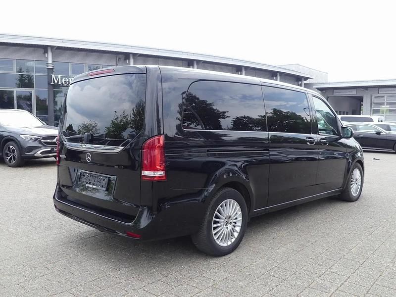 Gebraucht Mercedes V300 Edition 237 PS (174 kW) 2023 Schwarz Van / Kleinbus