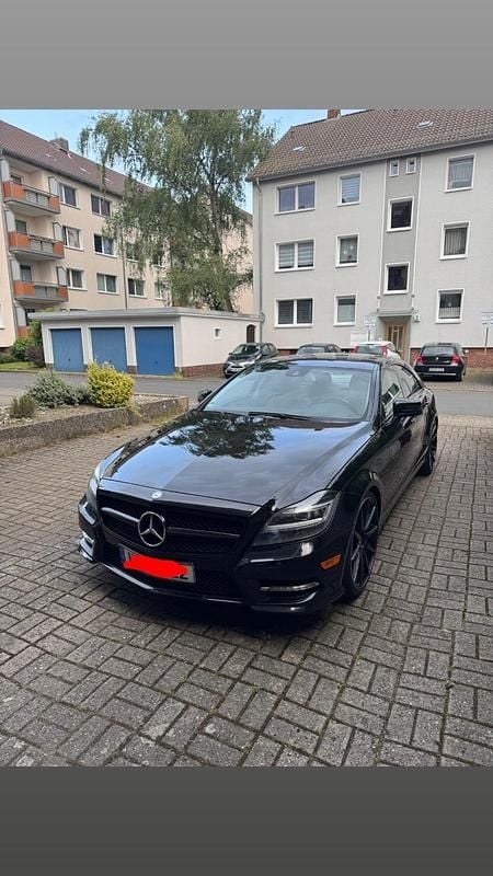 Schwarz Gebraucht 2012 Mercedes CLS500 Coupé | 23.500 € (Teuer) - Bild 1/4