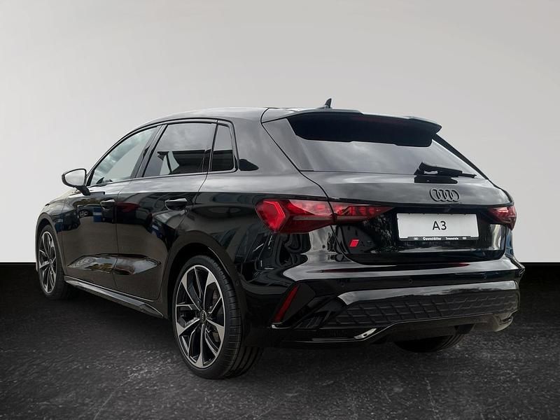 Gebraucht Audi A3 S-Line 150 PS (110 kW) 2025 Schwarz Limousine