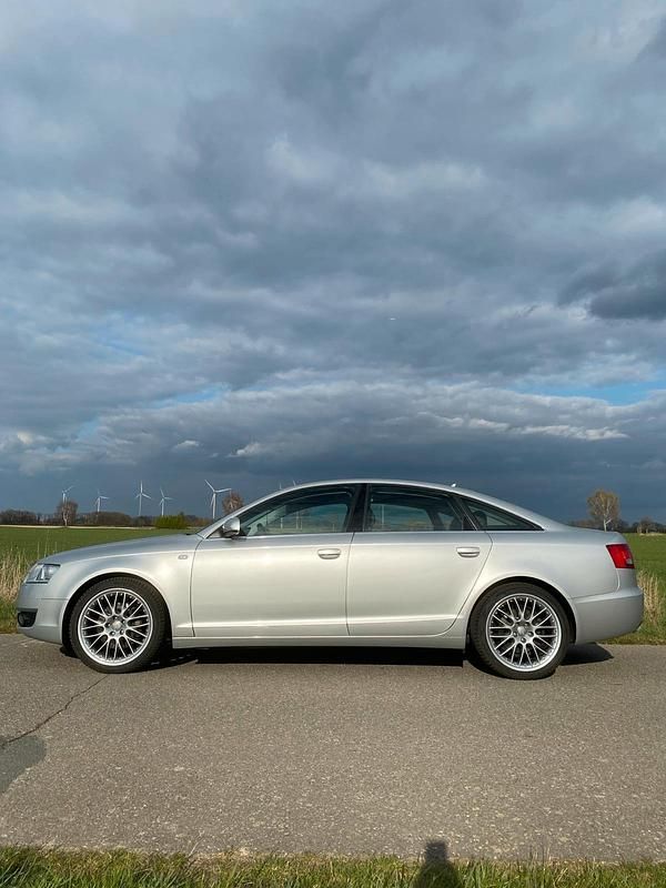 Silber Gebraucht 2008 Audi A6 Business Limousine | 9.800 € - Bild 1/4