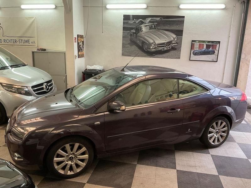 Violet Gebraucht 2008 Ford Focus Cabriolet Titanium Cabrio | 2.850 € (Guter Preis) - Bild 1/4