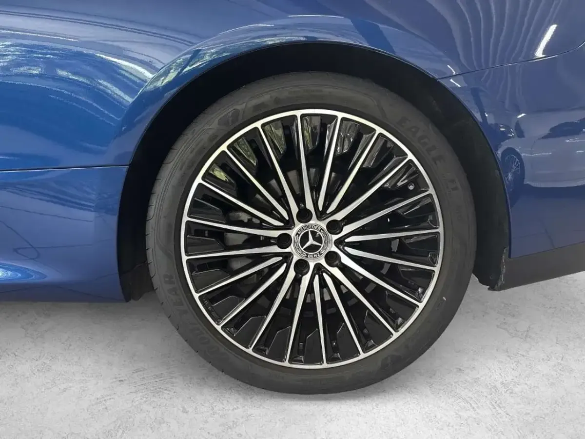 Gebraucht Mercedes CLE180 Advanced Plus 170 PS (125 kW) 2025 Blau Coupé