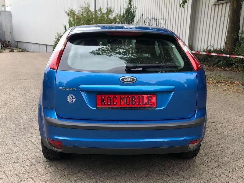 Gebraucht Ford Focus 101 PS (74 kW) 2007 Blau Kleinwagen