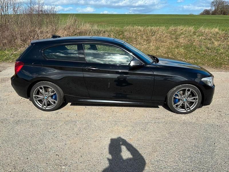 Gebraucht BMW M135 Performance 320 PS (235 kW) 2013 Schwarz Kleinwagen