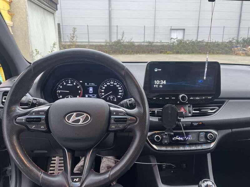 Grau Gebraucht 2020 Hyundai i30 N Line Limousine | 14.900 € (Guter Preis) - Bild 1/4