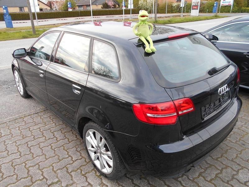 Gebraucht Audi A3 Sport 140 PS (102 kW) 2011 Schwarz Kleinwagen