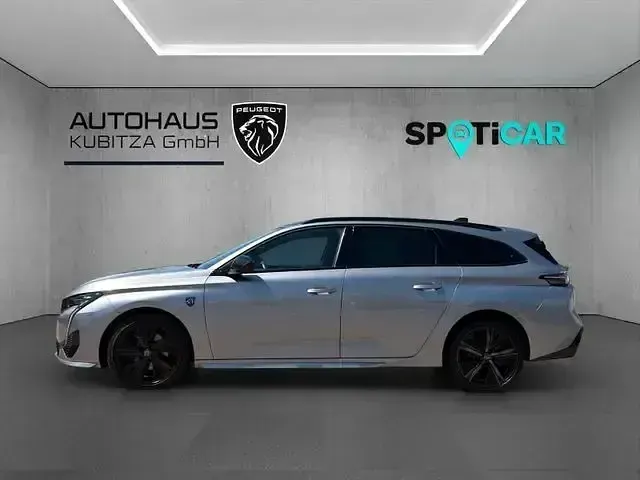 Gebraucht Peugeot 308 SW GT 131 PS (96 kW) 2025 Silber Kombi