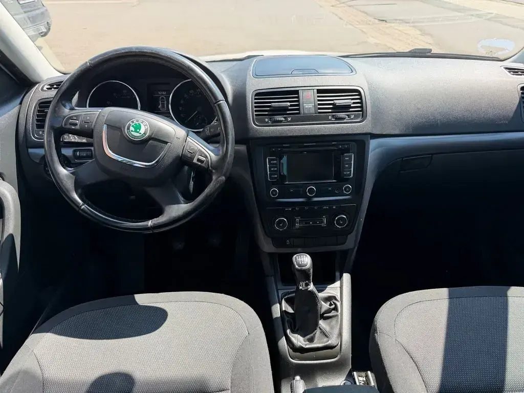 Gebraucht Skoda Yeti Ambition 105 PS (77 kW) 2013 Weiß SUV