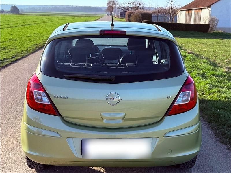 Gebraucht Opel Corsa Catch Me 90 PS (66 kW) 2007 Grün Kleinwagen