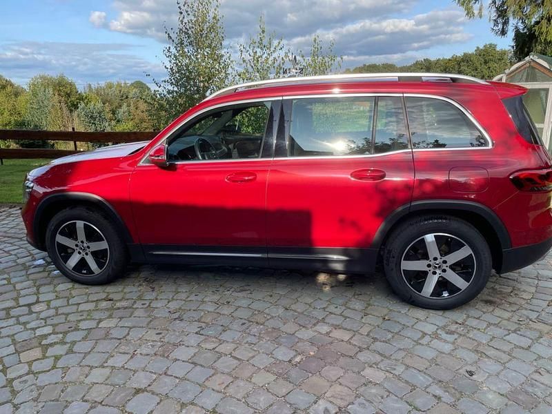 Gebraucht Mercedes GLB200 163 PS (119 kW) 2020 Rot SUV