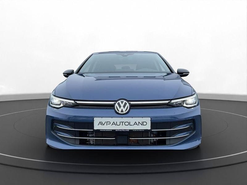 Gebraucht VW Golf VIII Goal 150 PS (110 kW) 2025 Anemonenblau Limousine