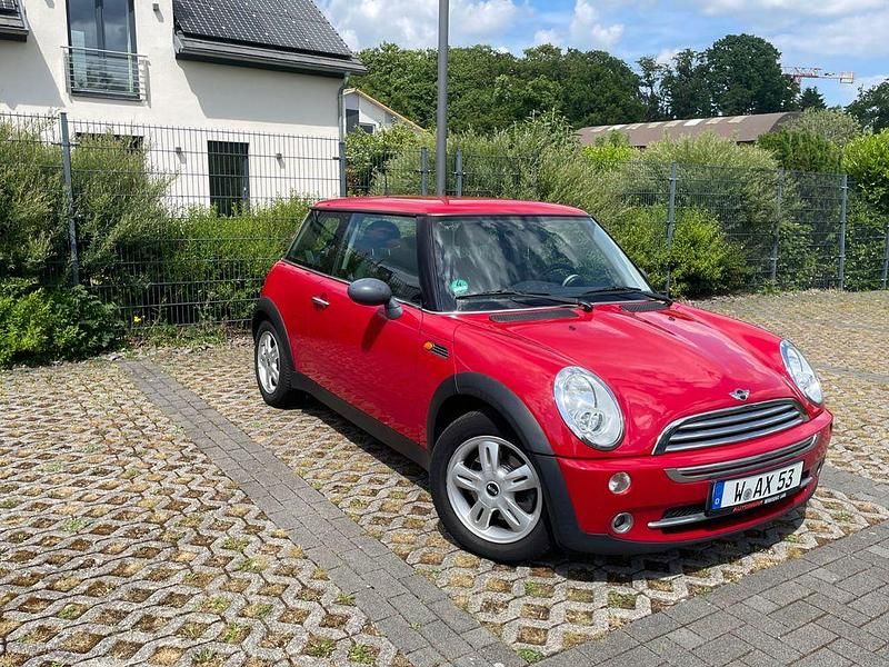 Rot Gebraucht 2004 Mini ONE Kleinwagen | 2.000 € (Superpreis) - Bild 1/4