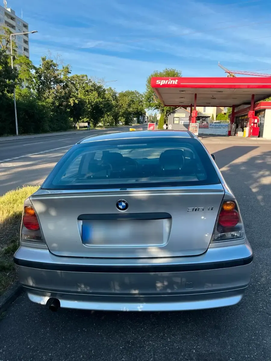 Gebraucht BMW 316 Compact 120 PS (88 kW) 2002 Silber Kleinwagen