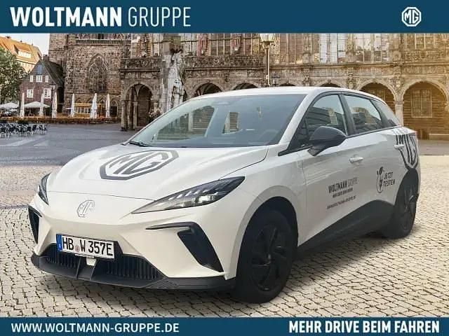 Dover white Gebraucht 2022 MG MG4 EV Kleinwagen | 17.990 € (Fairer Preis) - Bild 1/4