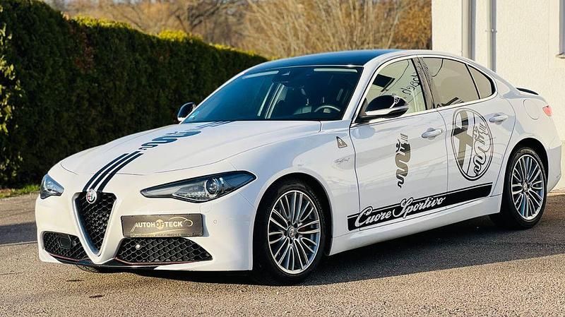 Gebraucht Alfa Romeo Giulia Super 179 PS (131 kW) 2016 Weiß Limousine