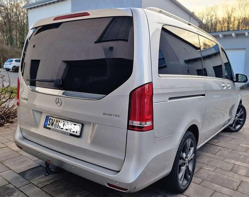 Gebraucht Mercedes E250 Avantgarde 190 PS (139 kW) 2014 Silber Kombi