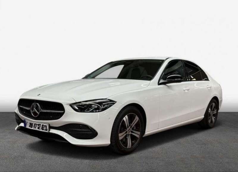 Weiß Gebraucht 2023 Mercedes C300 Limousine | 37.900 € (Superpreis) - Bild 1/4