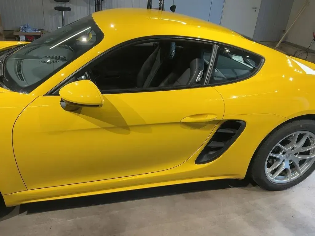 Gebraucht Porsche 718 Cayman Basis 299 PS (219 kW) 2020 Gelb Coupé