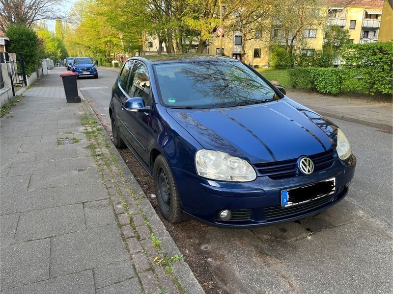 Blau Gebraucht 2007 VW Golf V Limousine | 2.200 € (Fairer Preis) - Bild 1/4