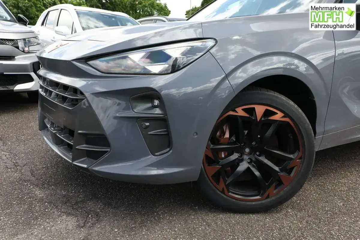 Neu Cupra Terramar VZ 265 PS (194 kW) 2026 Graphene grau SUV