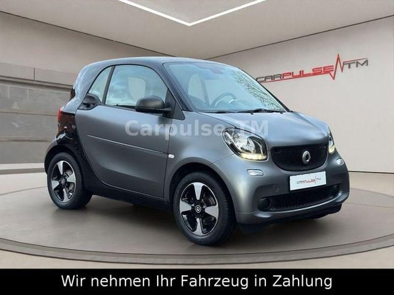 Gebraucht Smart ForTwo Coupé 90 PS (66 kW) 2018 Schwarz Coupé