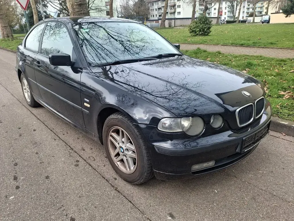 Gebraucht BMW 316 Compact 116 PS (85 kW) 2004 Schwarz Kleinwagen