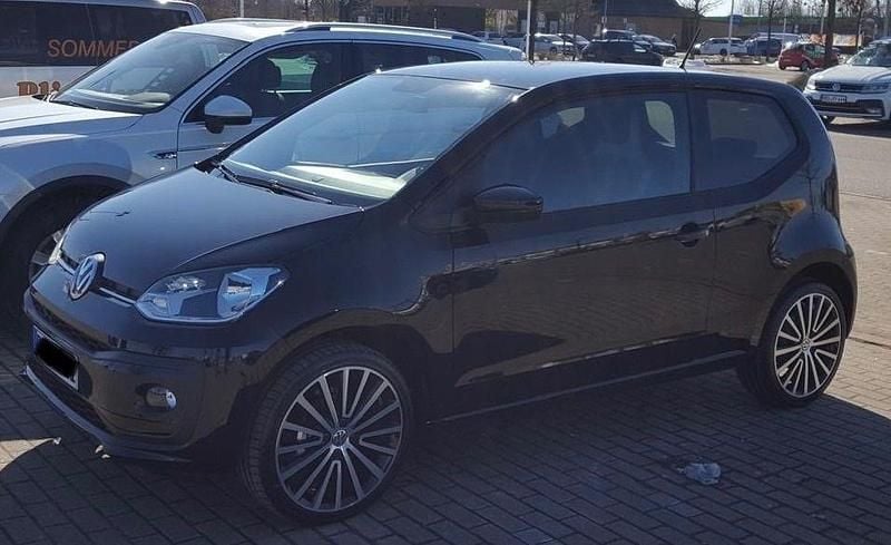 Schwarz Gebraucht 2018 VW up! high up! Kleinwagen | 7.950 € (Guter Preis) - Bild 1/4