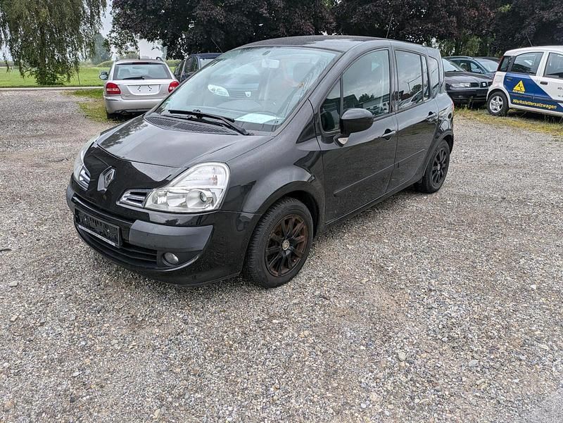 Usata Renault Modus 101 CV (74 kW) 2011 Nero Monovolume