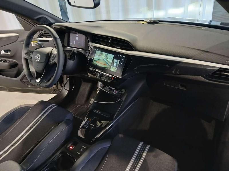 Second-hand Opel Corsa 101 CP (74 kW) 2025 Negru Hatchback