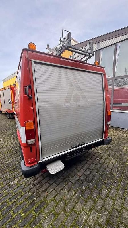 Gebraucht Mercedes T1 105 PS (77 kW) 1990 Rot Van