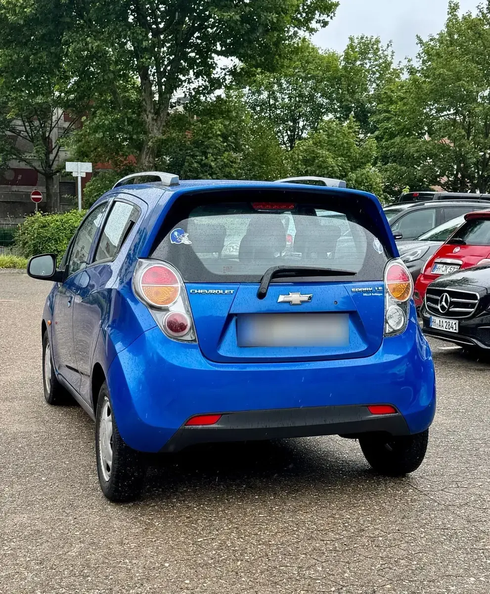 Gebraucht Chevrolet Spark 60 PS (44 kW) 2010 Blau Kleinwagen