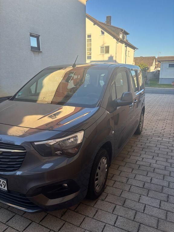 Gebraucht Opel Combo Life 131 PS (96 kW) 2020 Grau Van / Kleinbus