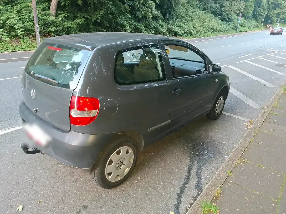 Gebraucht VW Fox 55 PS (40 kW) 2006 Grau Kleinwagen