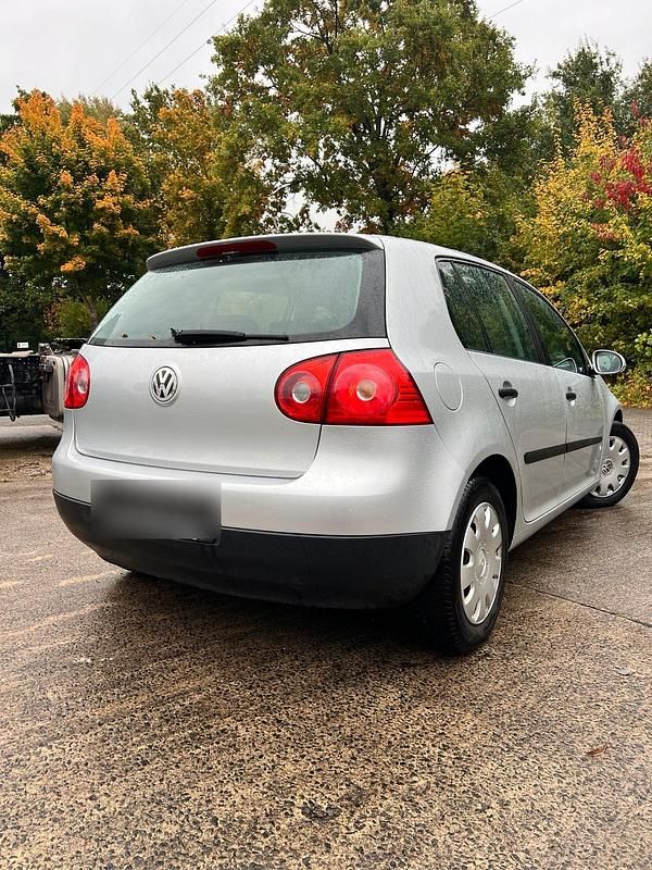 Gebraucht 2005 VW Golf IV Limousine | 3.700 € (Etwas zu teuer) - Bild 1/4