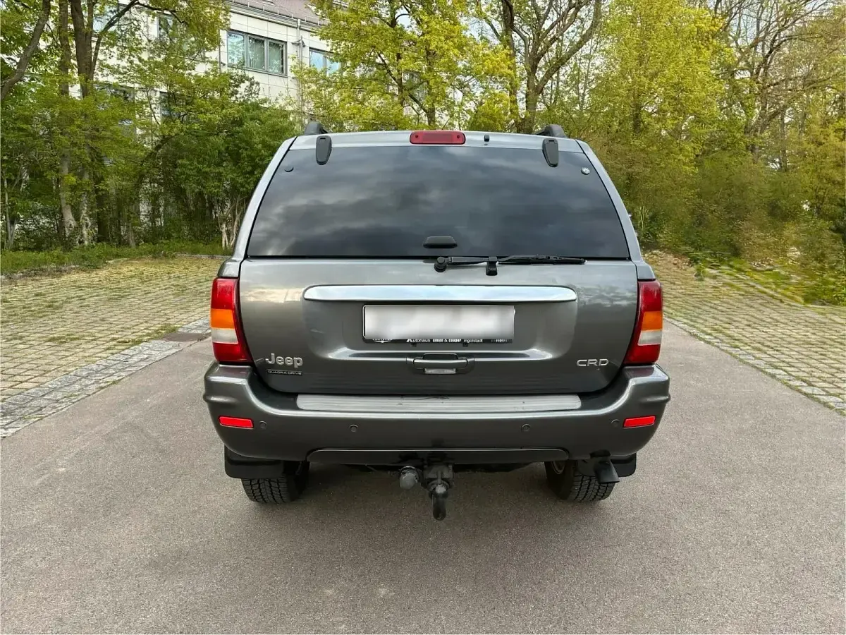 Gebraucht Jeep Grand Cherokee 163 PS (119 kW) 2004 Grau SUV