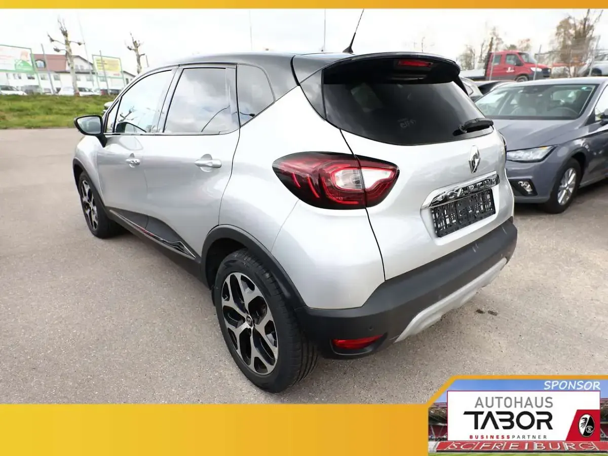 Gebraucht Renault Captur Intens 150 PS (110 kW) 2019 Platin grau metallic / dach: s SUV