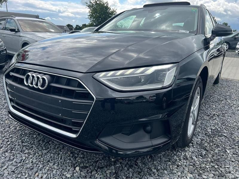 Schwarz Gebraucht 2022 Audi A4 Basis Kombi | 18.500 € (Superpreis) - Bild 1/4