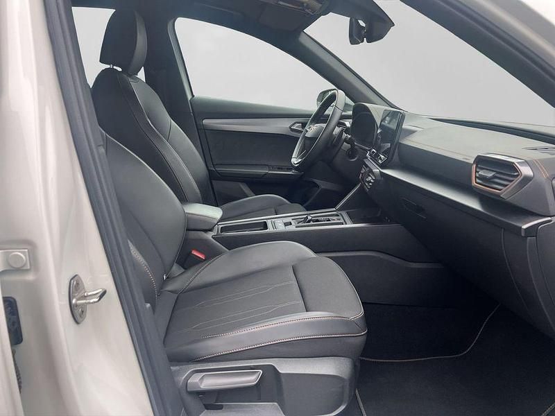 Second-hand Cupra Formentor 150 CP (110 kW) 2024 Alb SUV
