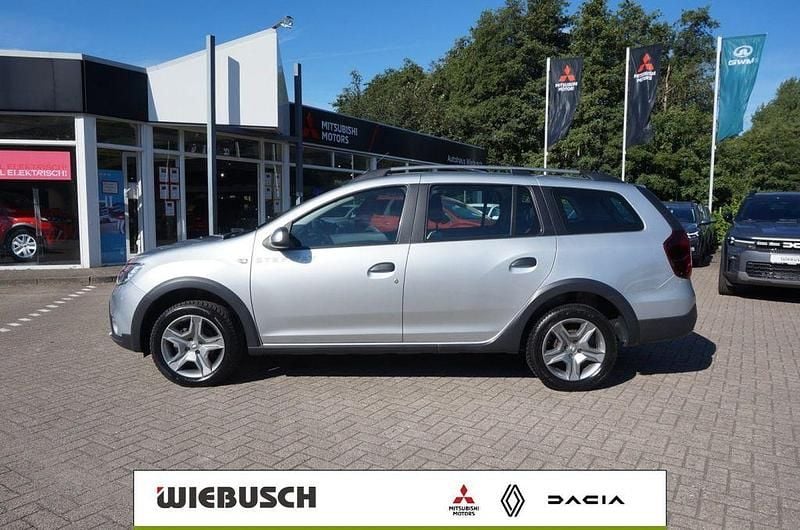 Highland grey Gebraucht 2020 Dacia Logan Stepway Limousine | 12.490 € (Fairer Preis) - Bild 1/4