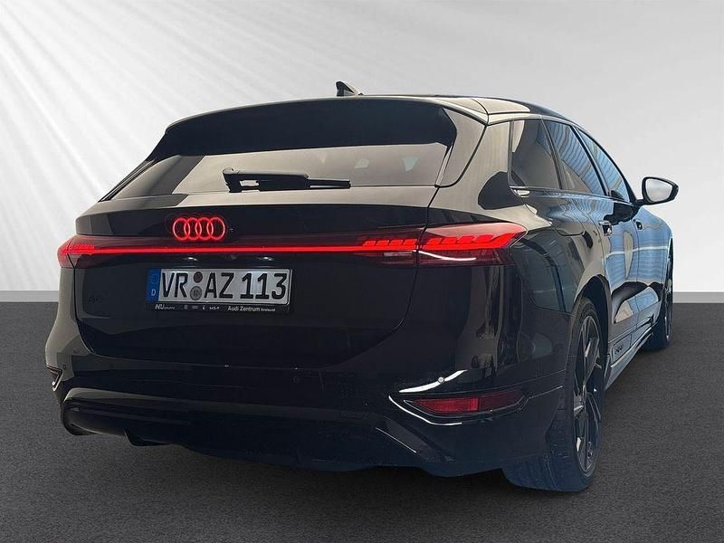 Gebraucht Audi A6 e-tron Performance 269 kW (367 PS) 2025 Mythosschwarz metallic Kombi